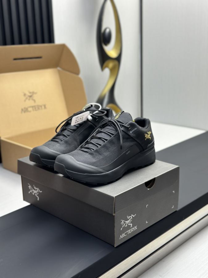 Fendi women's shoes Factory direct sales (men) Arc'teryx casual sports shoes — AAA Quality Replica