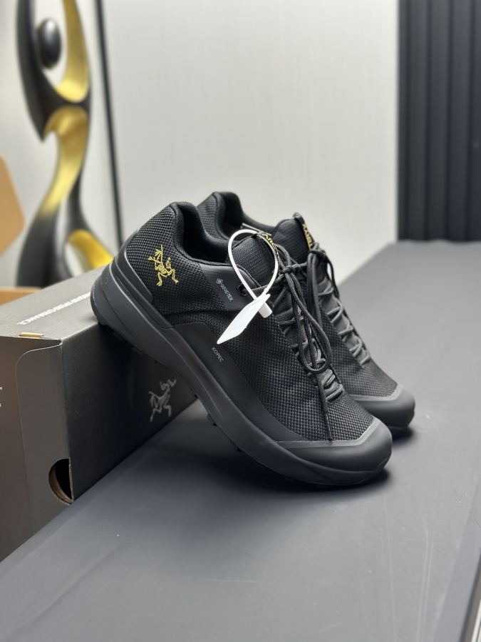 Fendi women's shoes Factory direct sales (men) Arc'teryx casual sports shoes — AAA Quality Replica — photo 4