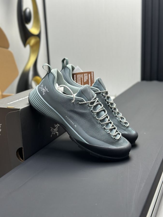 Fendi women's shoes Factory direct sales (men) Arc'teryx casual sports shoes — 1:1 Replica For Sale — photo 4