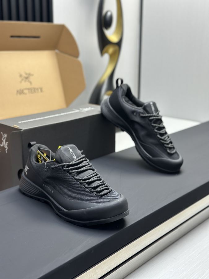 Fendi women's shoes Factory direct sales (men) Arc'teryx casual sports shoes — 1:1 Replica — photo 3