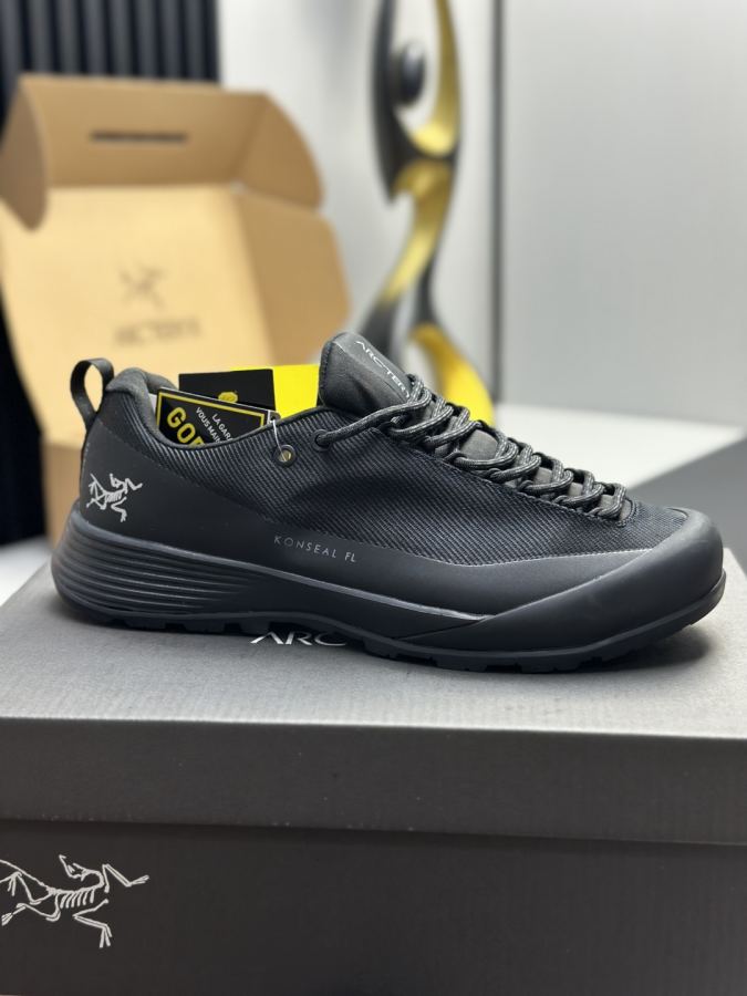Fendi women's shoes Factory direct sales (men) Arc'teryx casual sports shoes — 1:1 Replica — photo 9