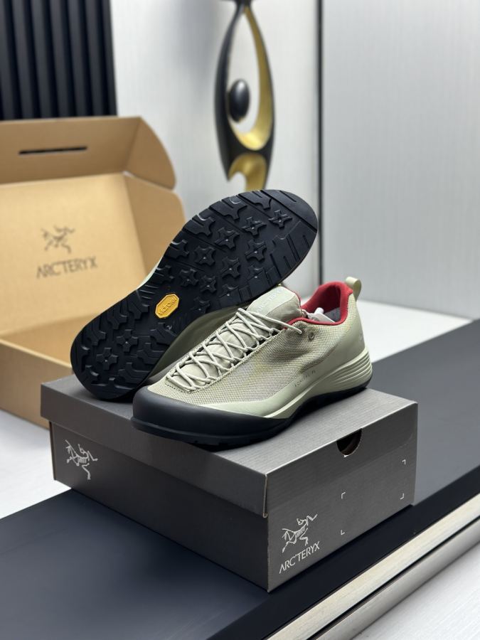 Fendi women's shoes Factory direct sales (men) Arc'teryx casual sports shoes — Premium Replica — photo 6