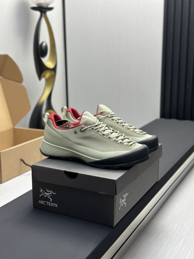 Fendi women's shoes Factory direct sales (men) Arc'teryx casual sports shoes — Premium Replica — photo 2