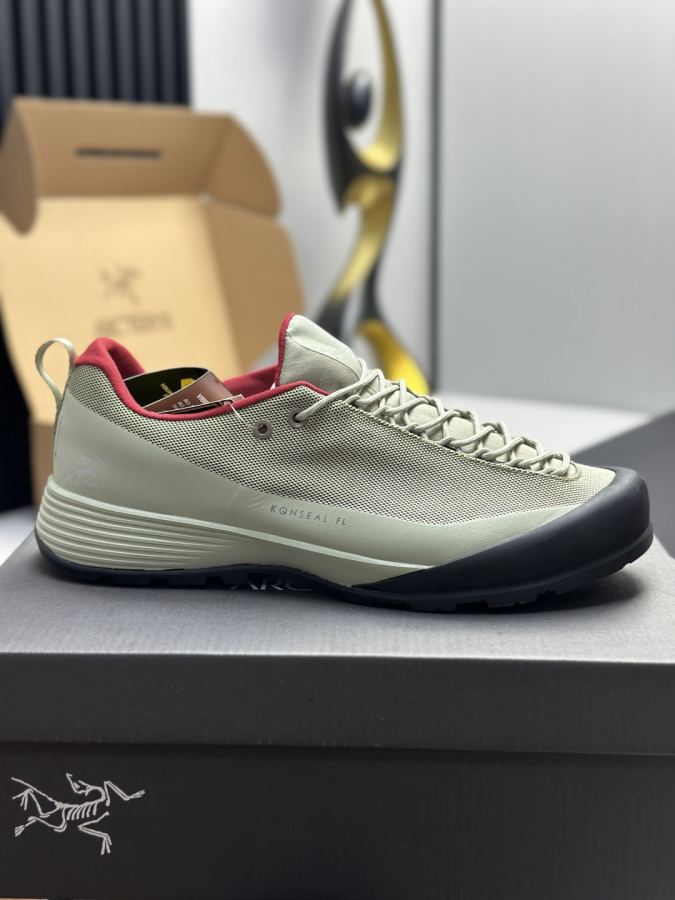 Fendi women's shoes Factory direct sales (men) Arc'teryx casual sports shoes — Premium Replica — photo 9