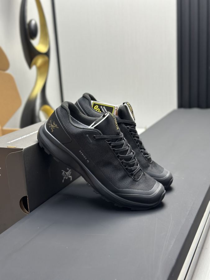 Fendi women's shoes Factory direct sales (men) Arc'teryx casual sports shoes — 1:1 Replica For Sale — photo 4