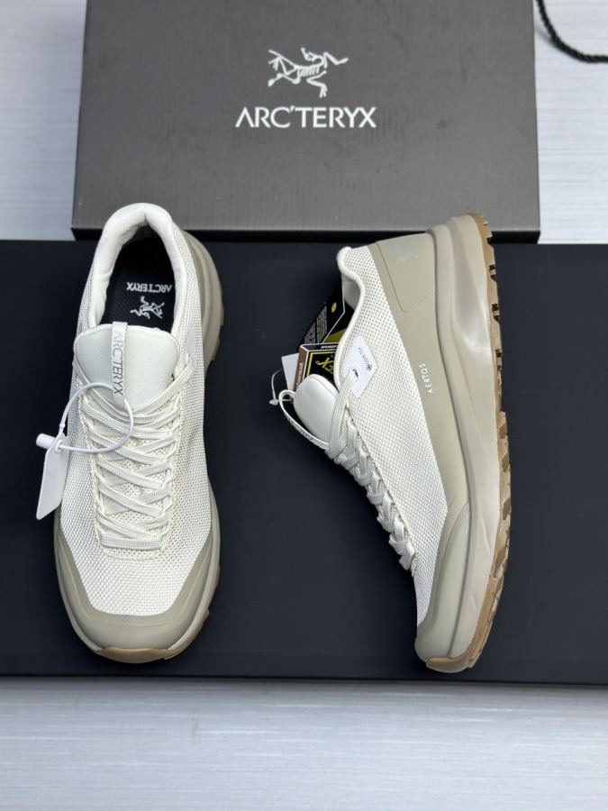 Fendi women's shoes Factory direct sales (couples model) Arc'teryx casual sneakers — AAA Quality Replica — photo 8