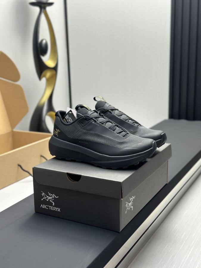 Fendi women's shoes Factory direct sales (men) Arc'teryx casual sports shoes — Premium Replica — photo 2