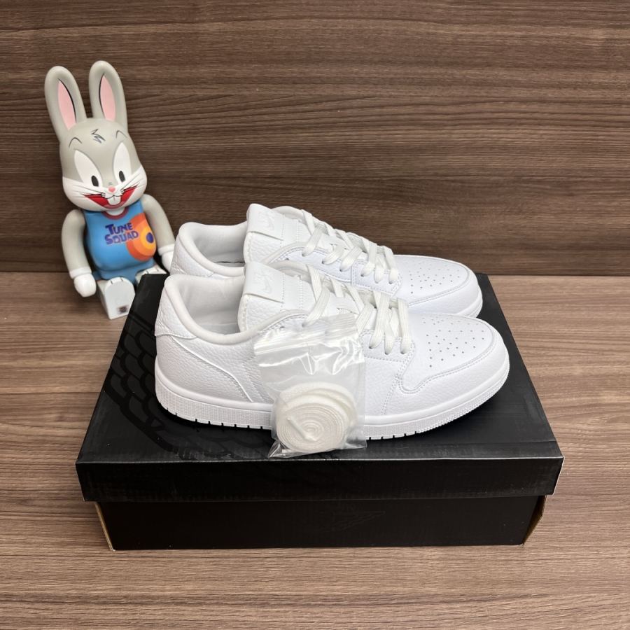 GGDB Jordan Air Jordan 1 Low Golf "Triple Blanc" Logo — photo 3
