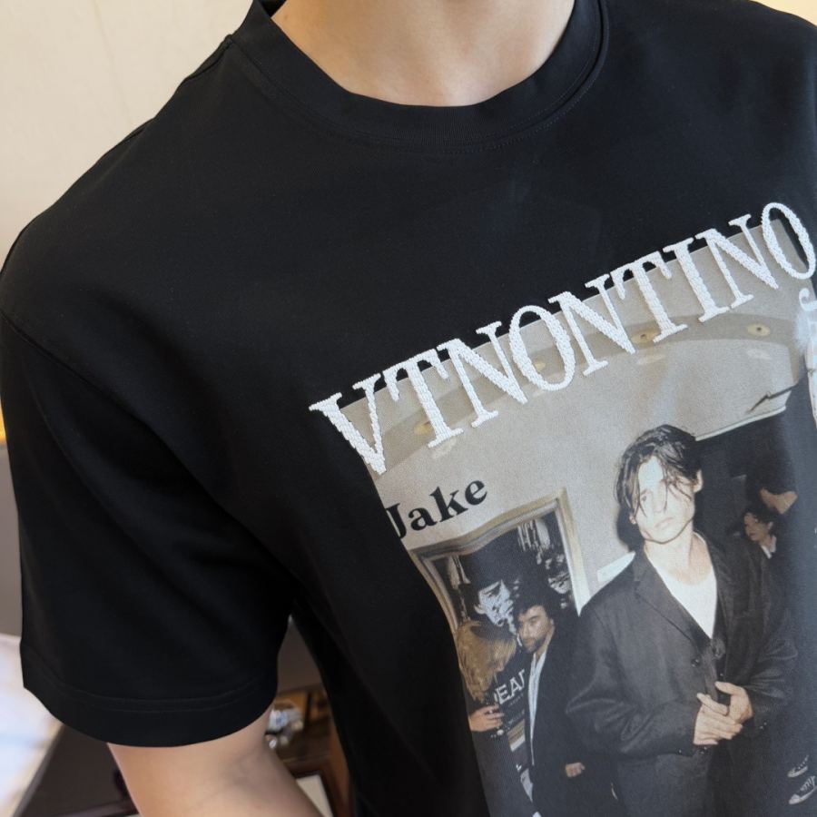 Valentino homme SS T 1 logo M-3 XL 210 — photo 6