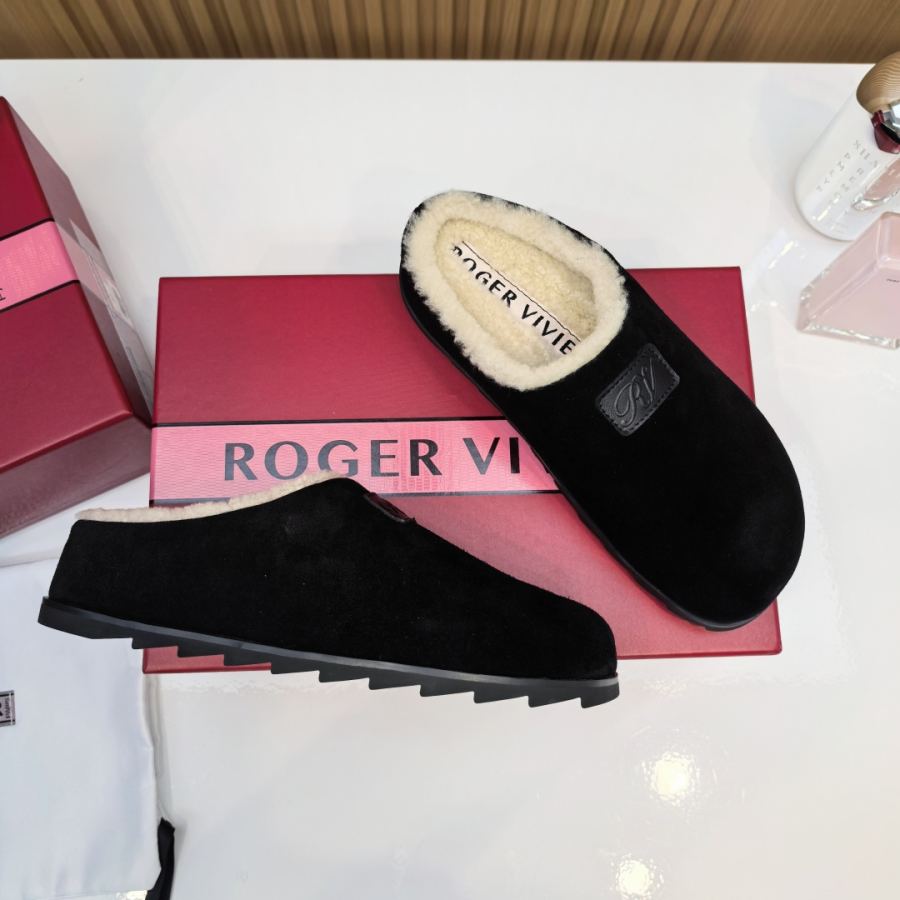 RV women's shoes Rv 2025 Roger Vivierᵀᴹ — 1:1 Replica — photo 3