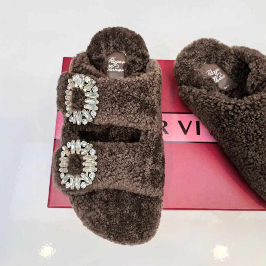 RV women's shoes RV 2025 Roger Vivierᵀᴹ — 1:1 Replica For Sale — photo 4