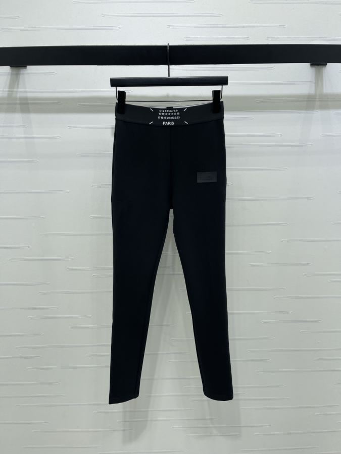 MM6 Women 2 S MM6 2025 Series 1 S-M-L3 A706 B340 C — 1:1 Replica For Sale