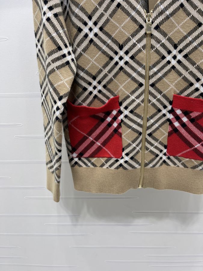 Burberry Women Burberr* 2026 Series V 2 S-M-L3 — 1:1 Replica For Sale — photo 5