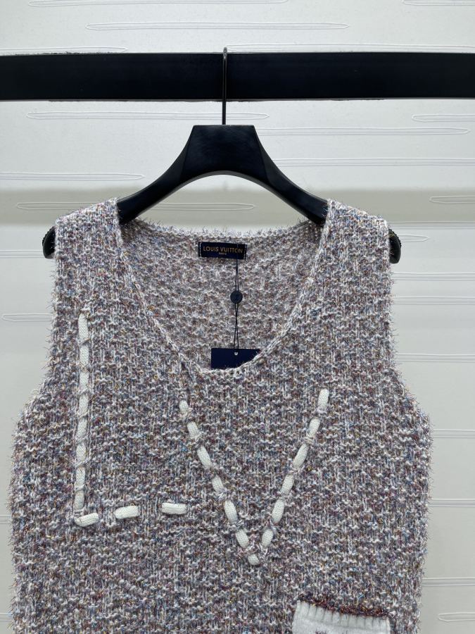LV Women LOUIS VUI*TON 2026 Series U LV 1 S-M-L3 — 1:1 Replica For Sale — photo 2