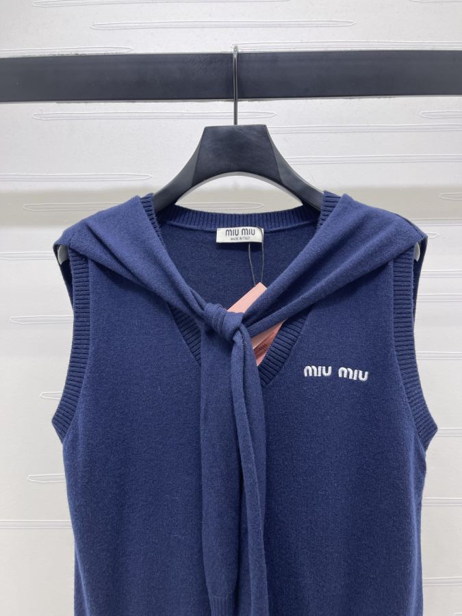 LOEWE Damen Löw*2026 V 3 S-M-L3 — photo 3