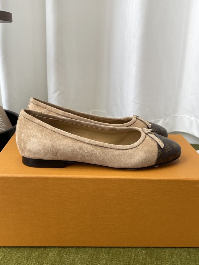 LV women's shoes Louis Vuitton 26 Bella New — 1:1 Replica For Sale — photo 2