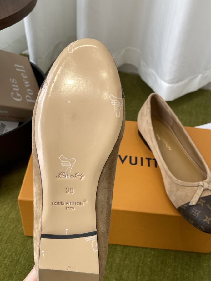 LV women's shoes Louis Vuitton 26 Bella New — 1:1 Replica For Sale — photo 5