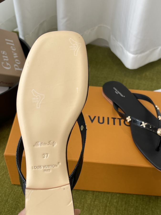 LV women's shoes Louis Vuitton 26ss new arrival Series — Premium Replica — photo 6