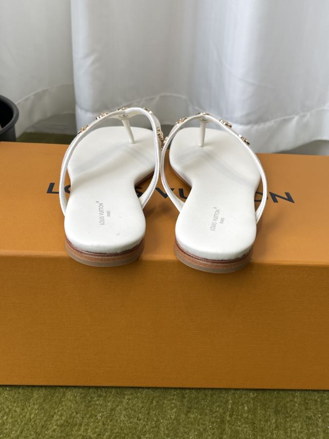 LV women's shoes Louis Vuitton 26ss new arrival New — 1:1 Replica For Sale — photo 8