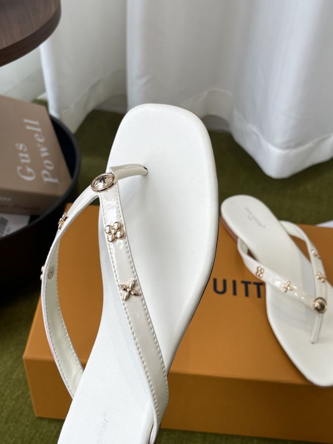 LV women's shoes Louis Vuitton 26ss new arrival New — 1:1 Replica For Sale — photo 6