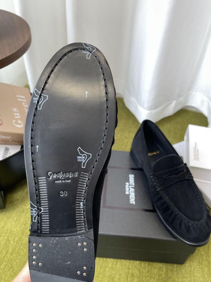 YSL women's shoes Saint Laurent 1:1:1 — photo 5