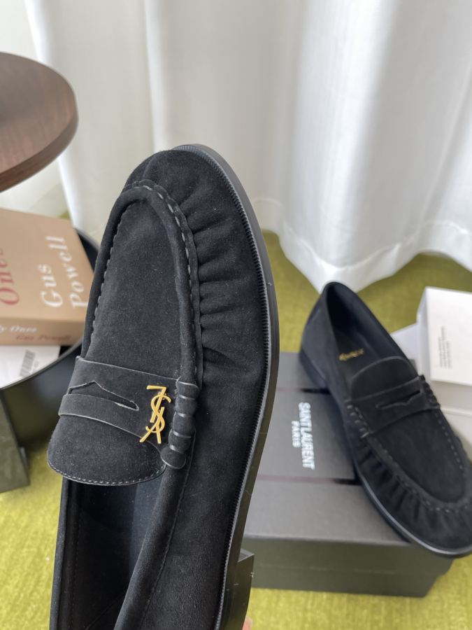 YSL women's shoes Saint Laurent 1:1:1 — photo 6