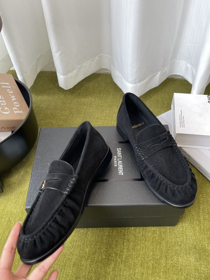 YSL women's shoes Saint Laurent 1:1:1 — photo 3