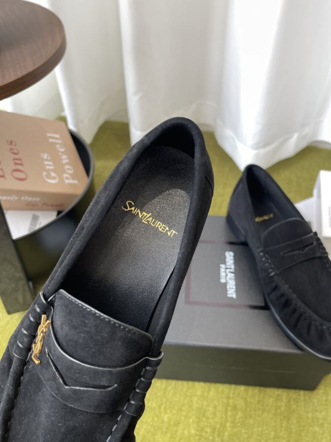 YSL women's shoes Saint Laurent 1:1:1 — photo 4
