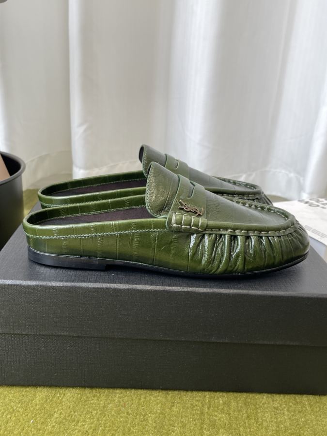 YSL women's shoes Saint Laurent 1:1:1 — photo 2