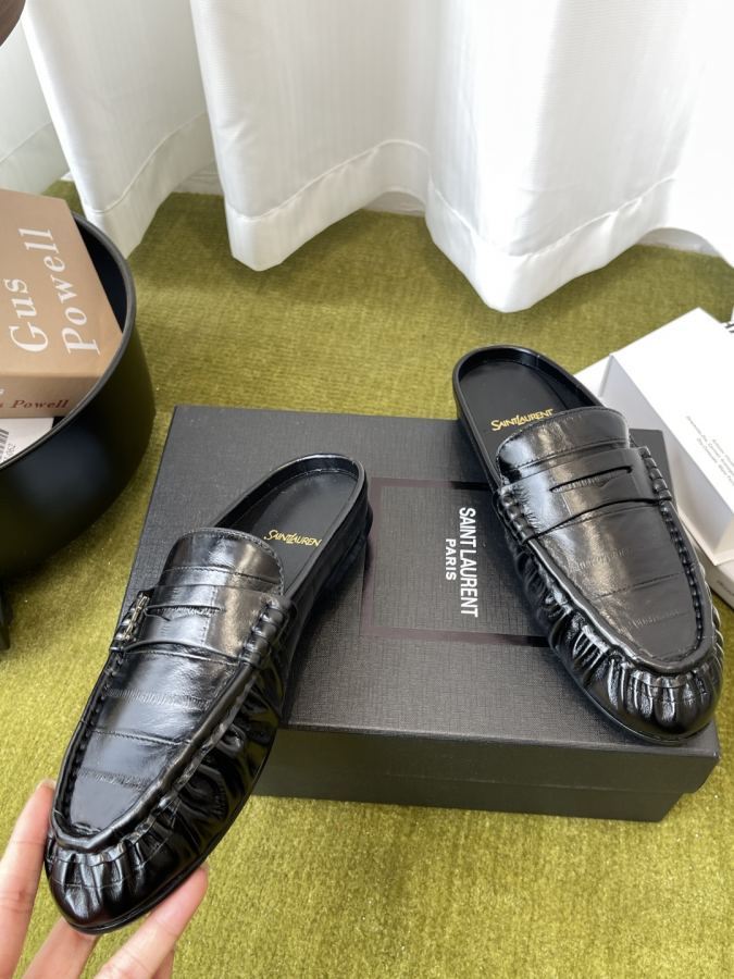 YSL women's shoes Saint Laurent 1:1:1 — photo 3
