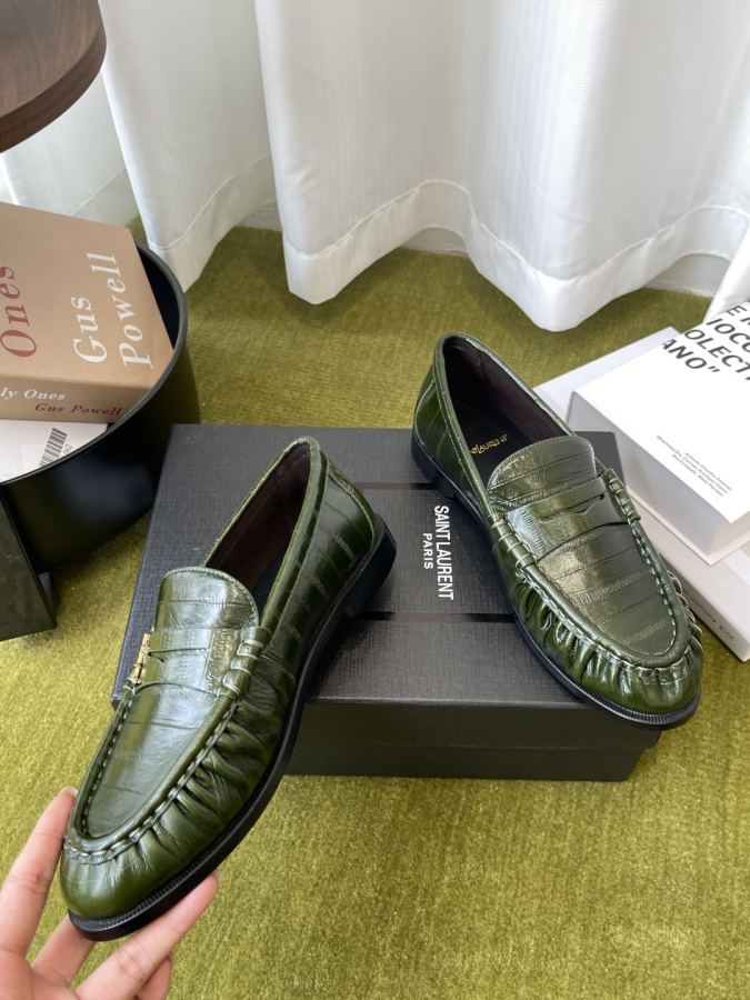 YSL women's shoes Saint Laurent 1:1:1 — photo 3