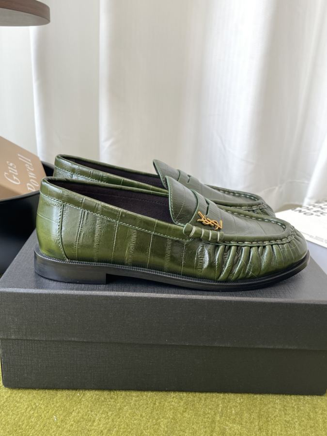 YSL women's shoes Saint Laurent 1:1:1 — photo 2