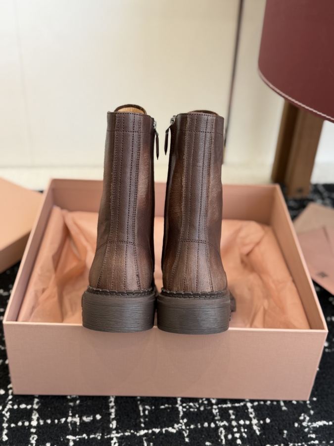 Miumiu women's shoes Dongguan purchasing agent short high boots 590 — Premium Replica — photo 8