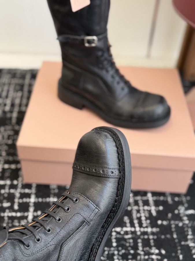 Miumiu women's shoes Dongguan purchasing agent short high boots 590 — Premium Replica — photo 8