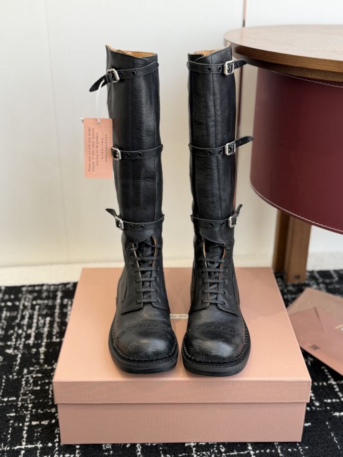 Miumiu women's shoes Dongguan purchasing agent short high boots 590 — Premium Replica