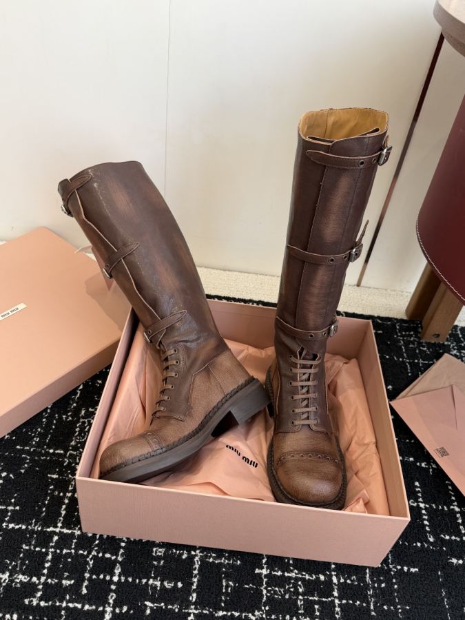 Miumiu women's shoes Dongguan purchasing agent short high boots 590 — 1:1 Replica — photo 6