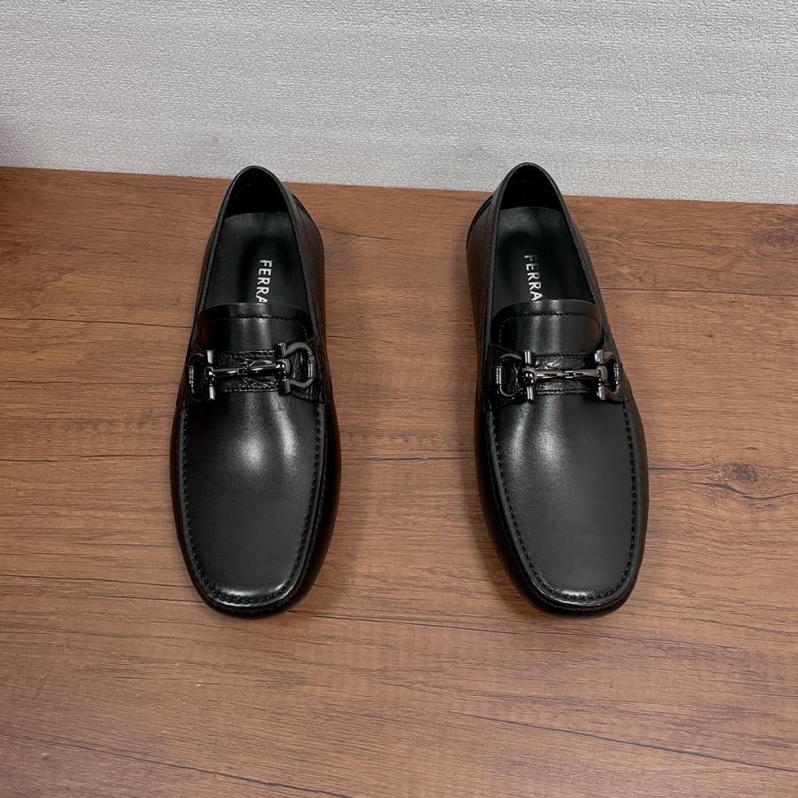 Sapatos femininos Ferragamo — photo 2