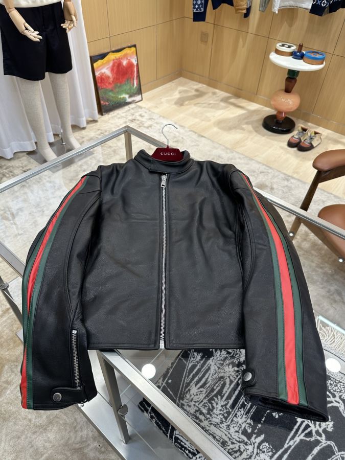 Gucci men GUCCI red and green webbing genuine leather motorcycle jacket — AAA Quality Replica — photo 4