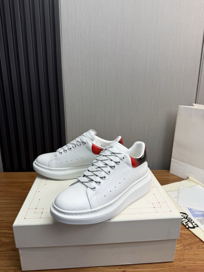 Alexander Mc Queen Women's Shoes Factory — AAA Quality Replica — photo 3