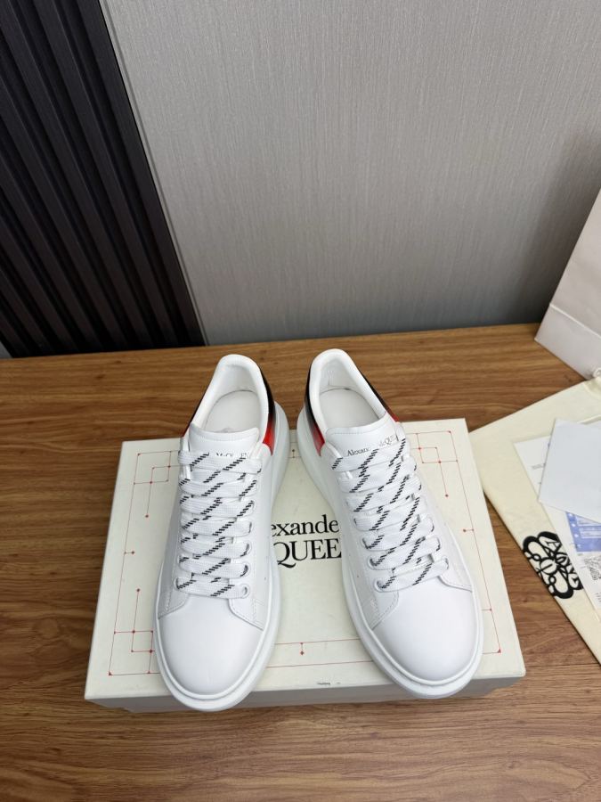 Alexander Mc Queen Women's Shoes Factory — AAA Quality Replica — photo 2