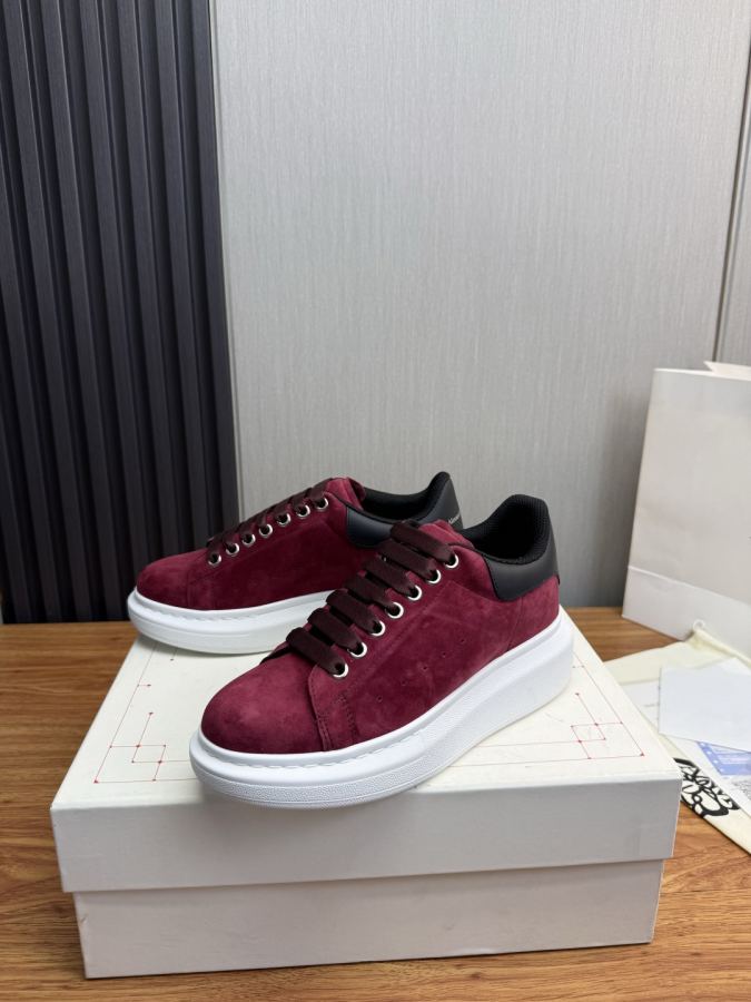 Alexander Mc Queen Women's Shoes Factory — 1:1 Replica For Sale — photo 3