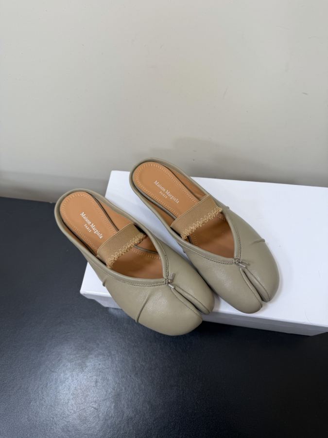 Maison margiela women's shoes Maison margiela MM6 tabi — 1:1 Replica For Sale — photo 2