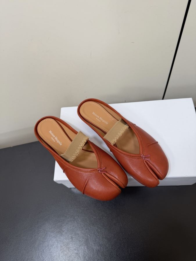 Maison margiela women's shoes Maison margiela MM6 tabi — 1:1 Replica — photo 2