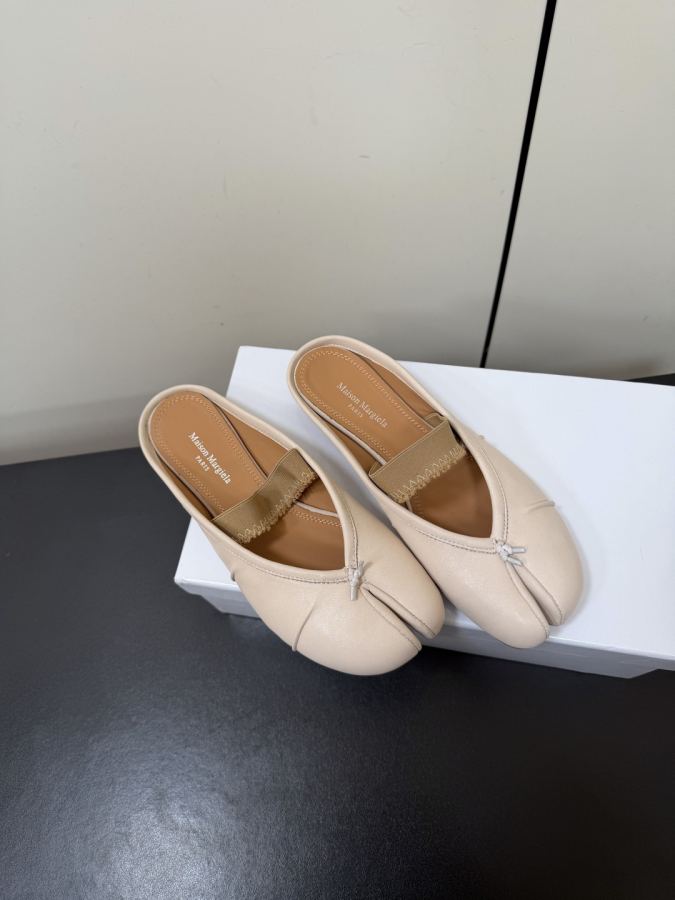 Maison margiela women's shoes Maison margiela MM6 tabi — Premium Replica — photo 2