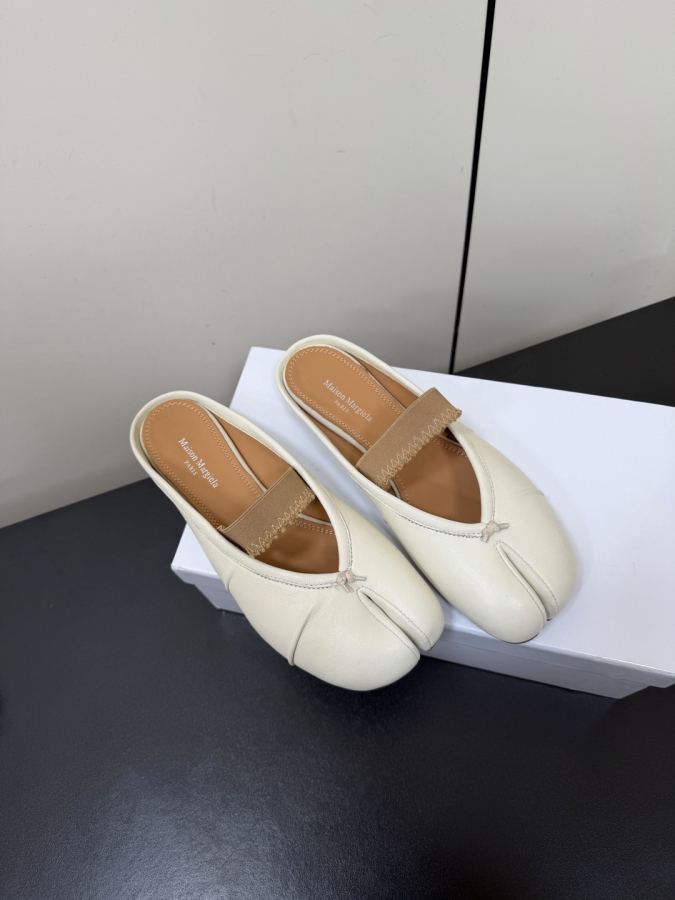 Maison margiela women's shoes Maison margiela MM6 tabi — 1:1 Replica — photo 2