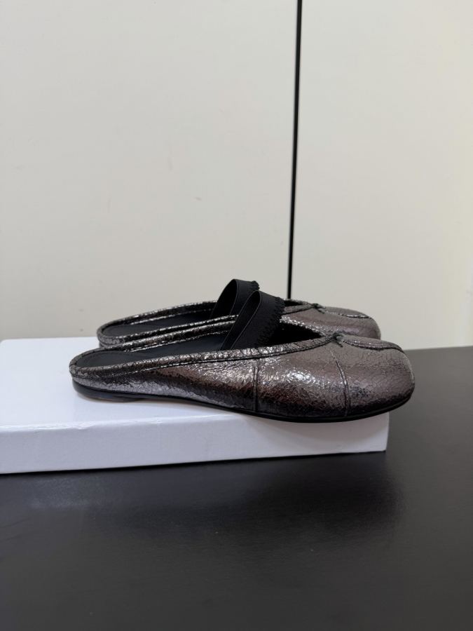 Maison margiela women's shoes Maison margiela MM6 tabi — AAA Quality Replica — photo 4