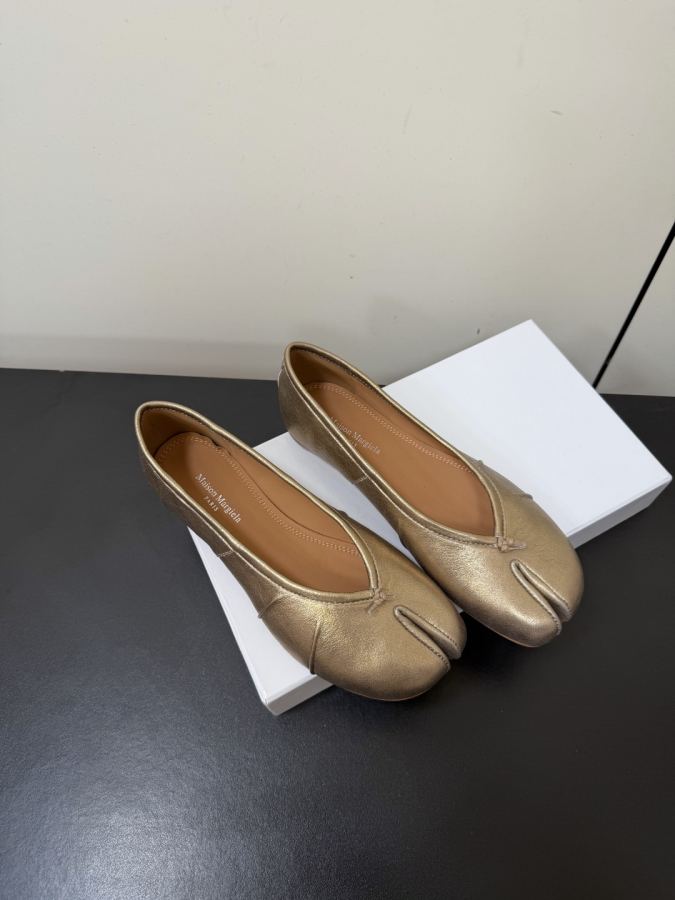 Maison margiela women's shoes Maison margiela MM6 tabi — Premium Replica — photo 2