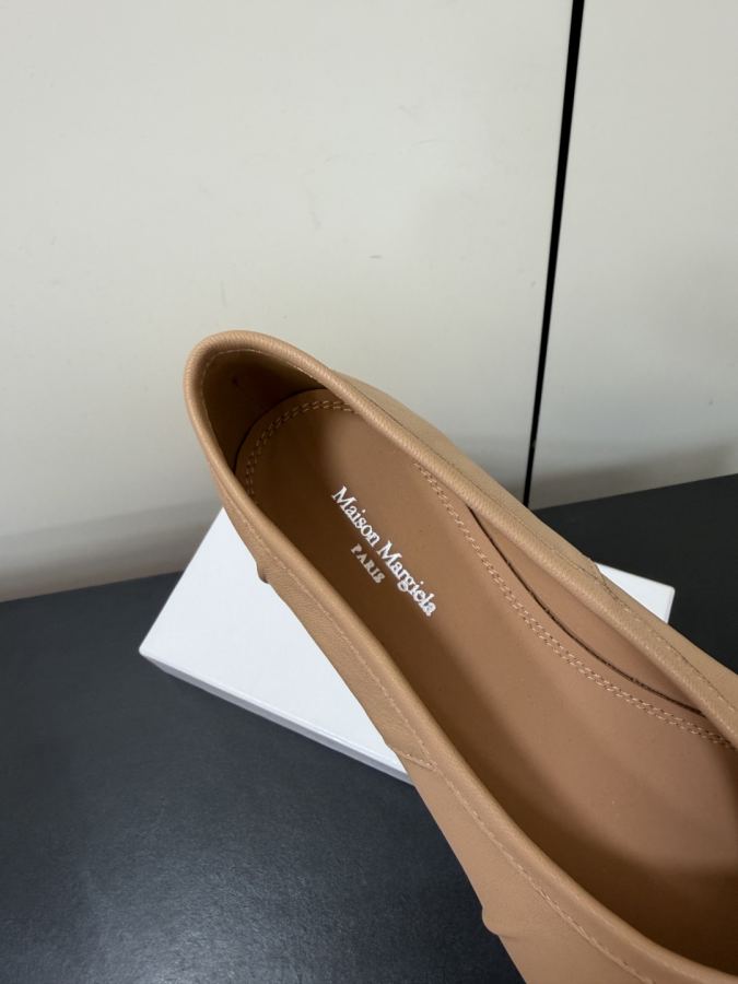 Maison margiela women's shoes Maison margiela MM6 tabi — AAA Quality Replica — photo 7