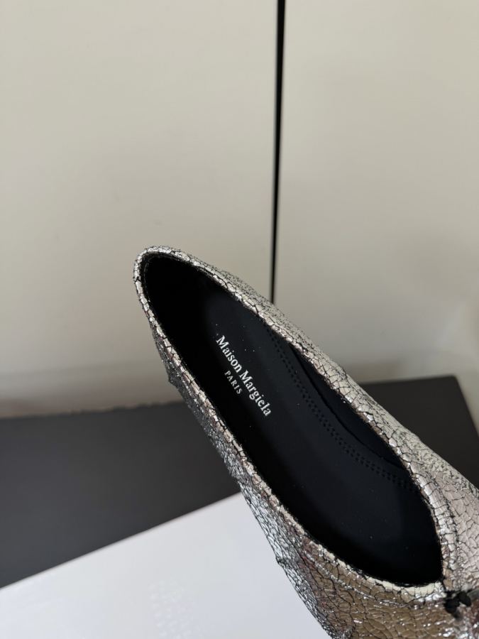 Maison margiela women's shoes Maison margiela MM6 tabi — 1:1 Replica For Sale — photo 7