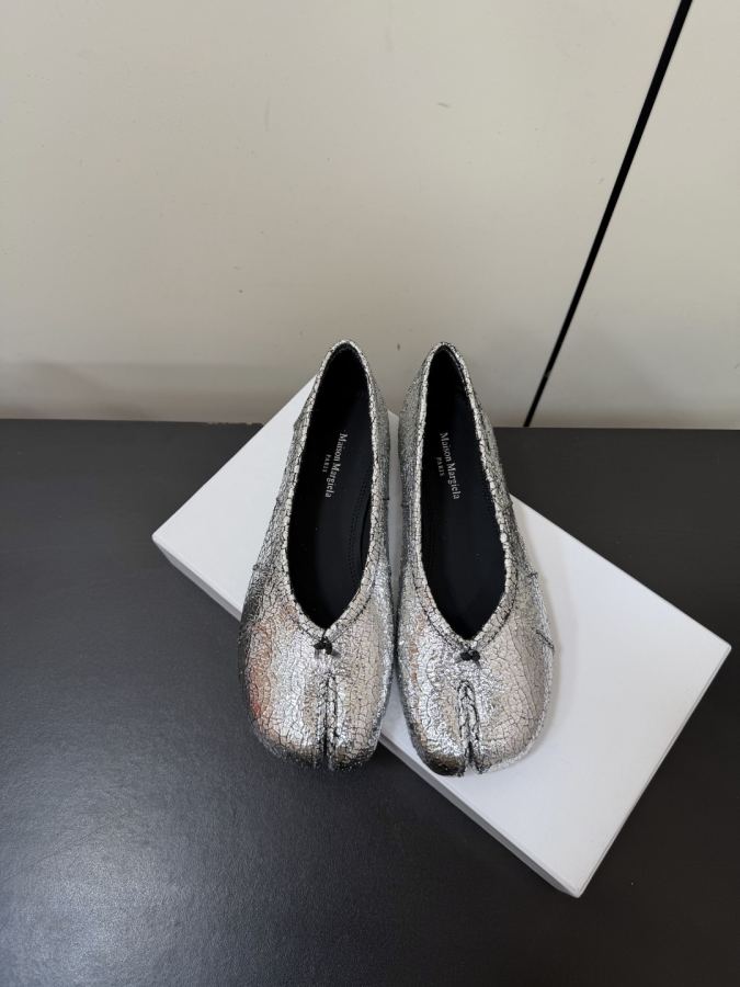 Maison margiela women's shoes Maison margiela MM6 tabi — 1:1 Replica For Sale